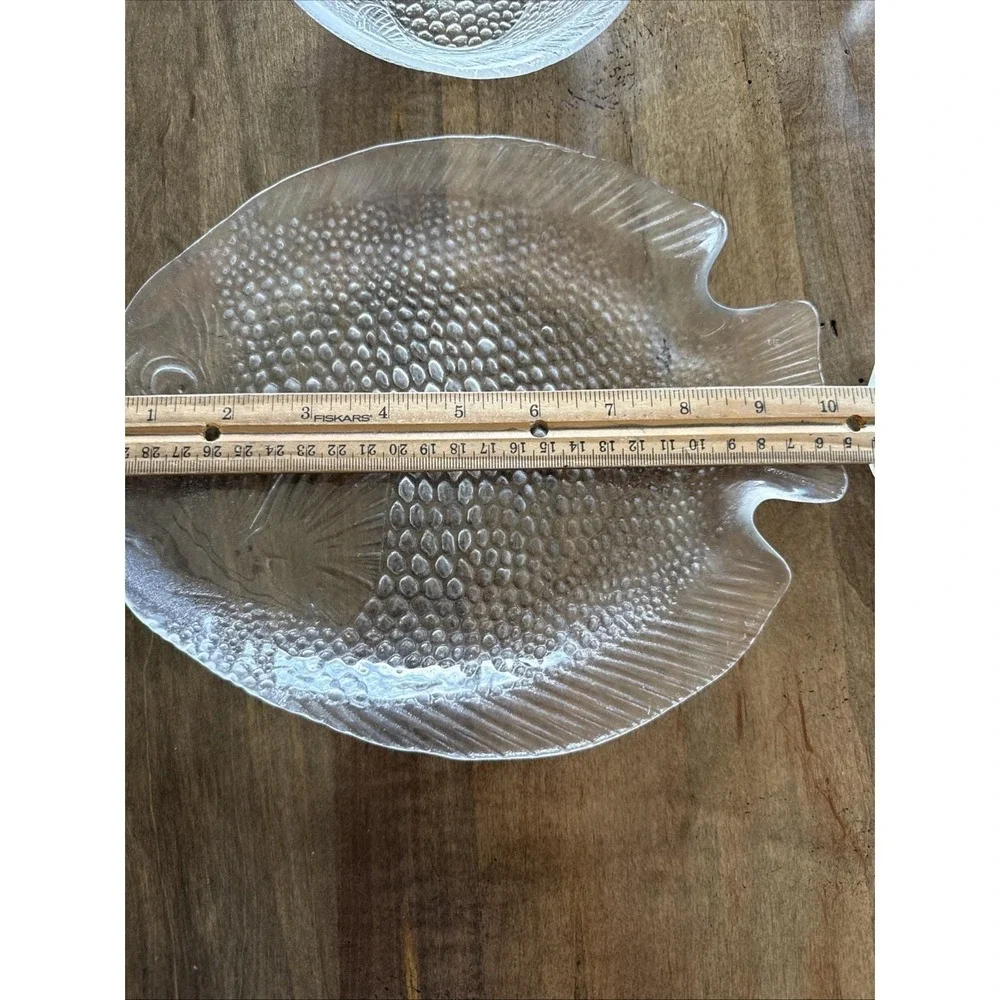 Vintage Arcoroc FRANCE Poisson Clear Glass FISH (2) Plates And (2) Bowls!